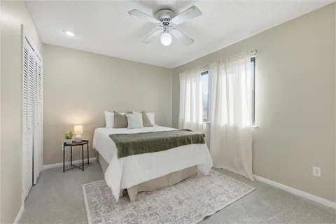 $195,000 | 1032 Northwest 70th Court, Kansas City, MO 64118