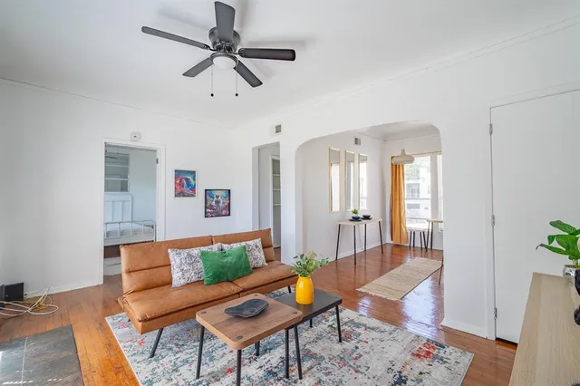 $1,219 | 5305 Reiger Avenue, Unit 2, Dallas, TX 75214