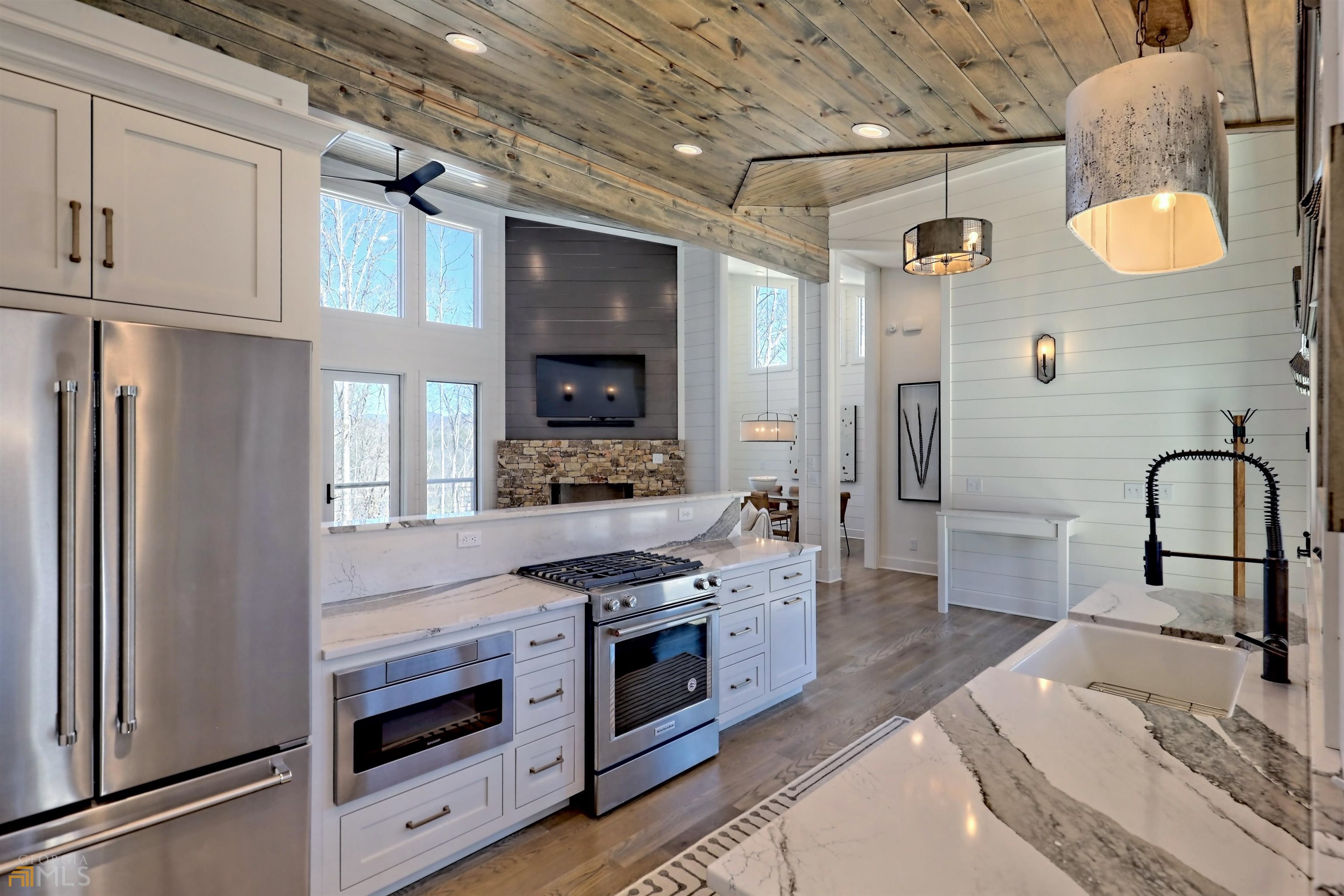 132 Summit Ridge Drive Clarkesville, GA 30523 - Photo 16 of 84