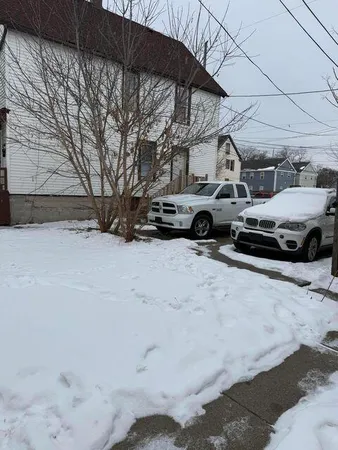 $275,000 | 2523 West Garfield Avenue, Unit 2525, Milwaukee, WI 53205