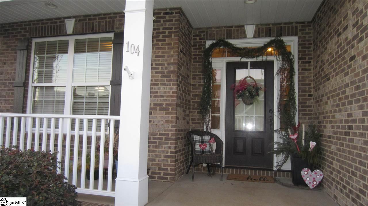 104 Aldgate Way Greer, SC 29650 - Photo 2 of 24 Gallery Image 2