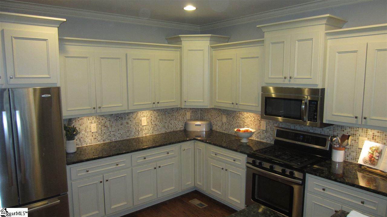 104 Aldgate Way Greer, SC 29650 - Photo 6 of 24 Gallery Image 6