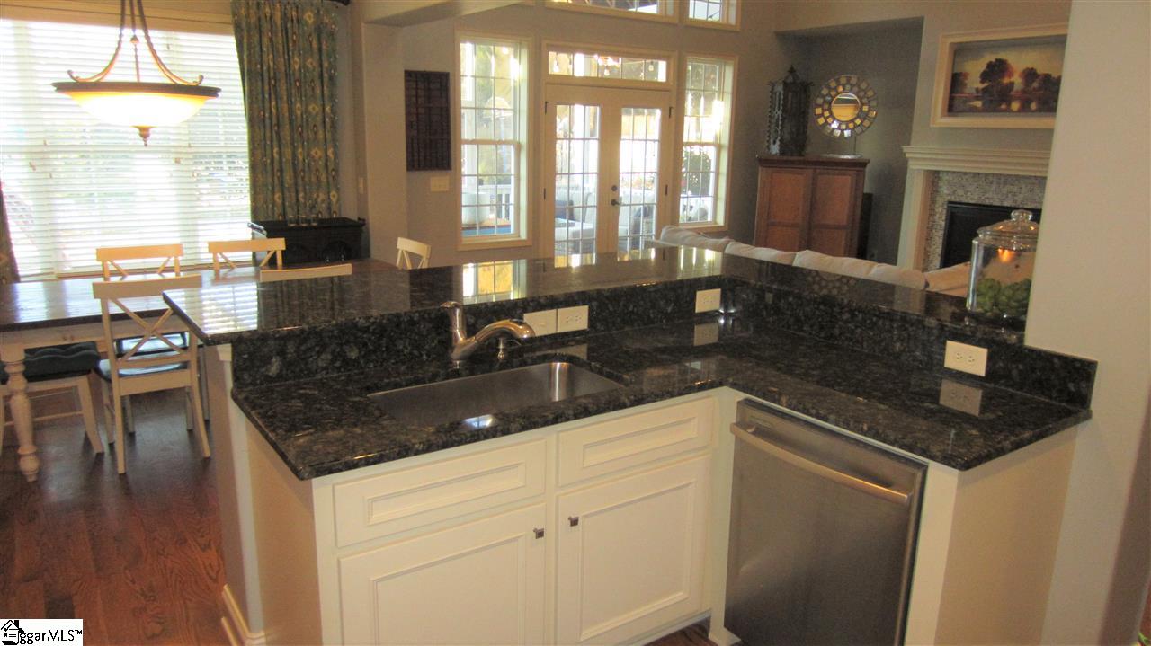 104 Aldgate Way Greer, SC 29650 - Photo 7 of 24 Gallery Image 7