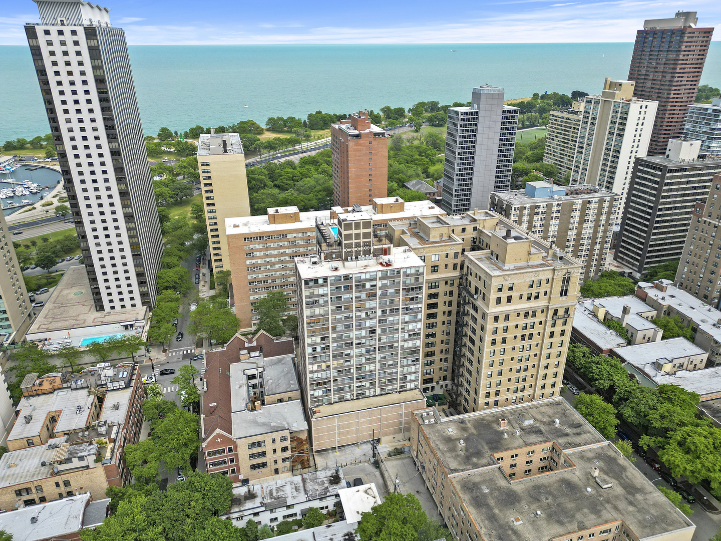 3110 North Sheridan Road, Unit 1207 Chicago, IL 60657 - Photo 29 of 32 a view of a city with tall buildings