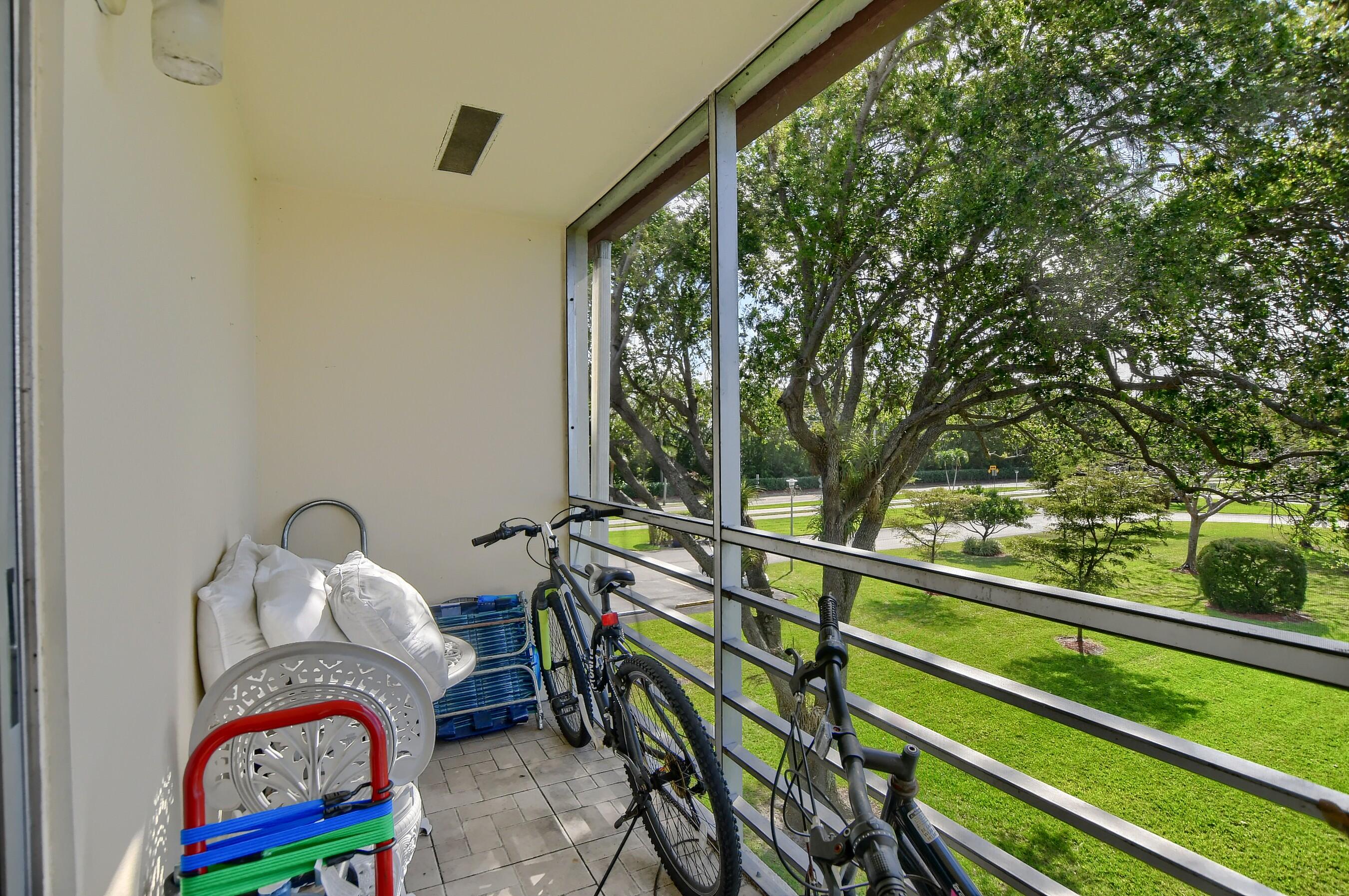 157 Fanshaw D, Unit 157 Boca Raton, FL 33434 - Photo 18 of 46 EBF_8937-HDR(5)