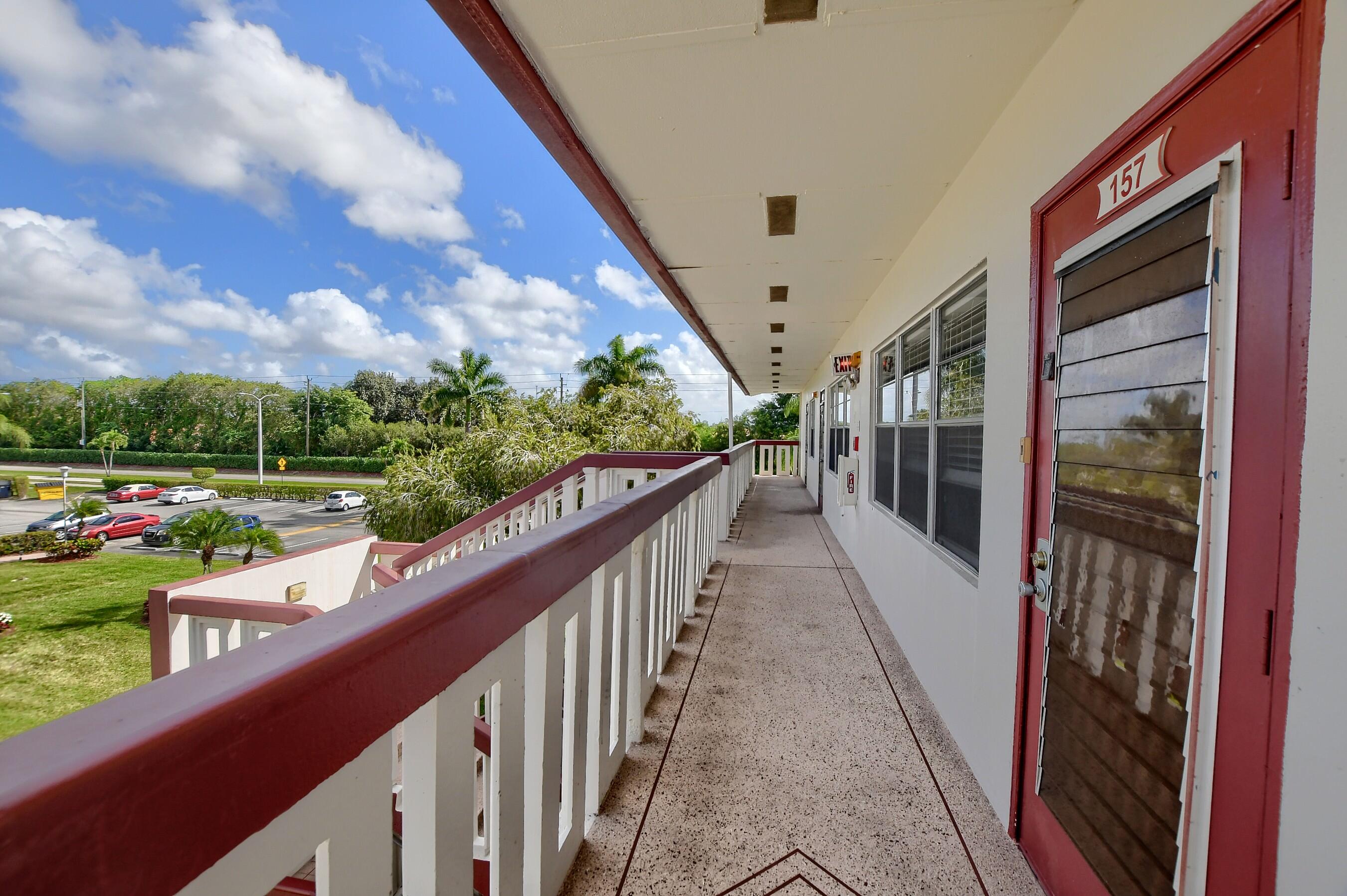 157 Fanshaw D, Unit 157 Boca Raton, FL 33434 - Photo 3 of 46 EBF_8862-HDR(5)