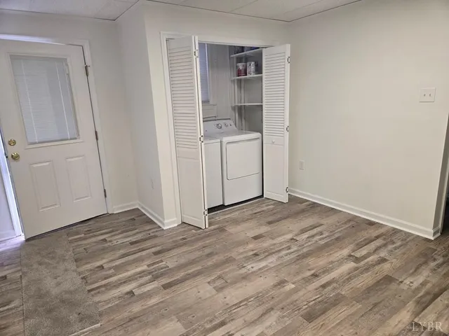 a view of a storage & utility room