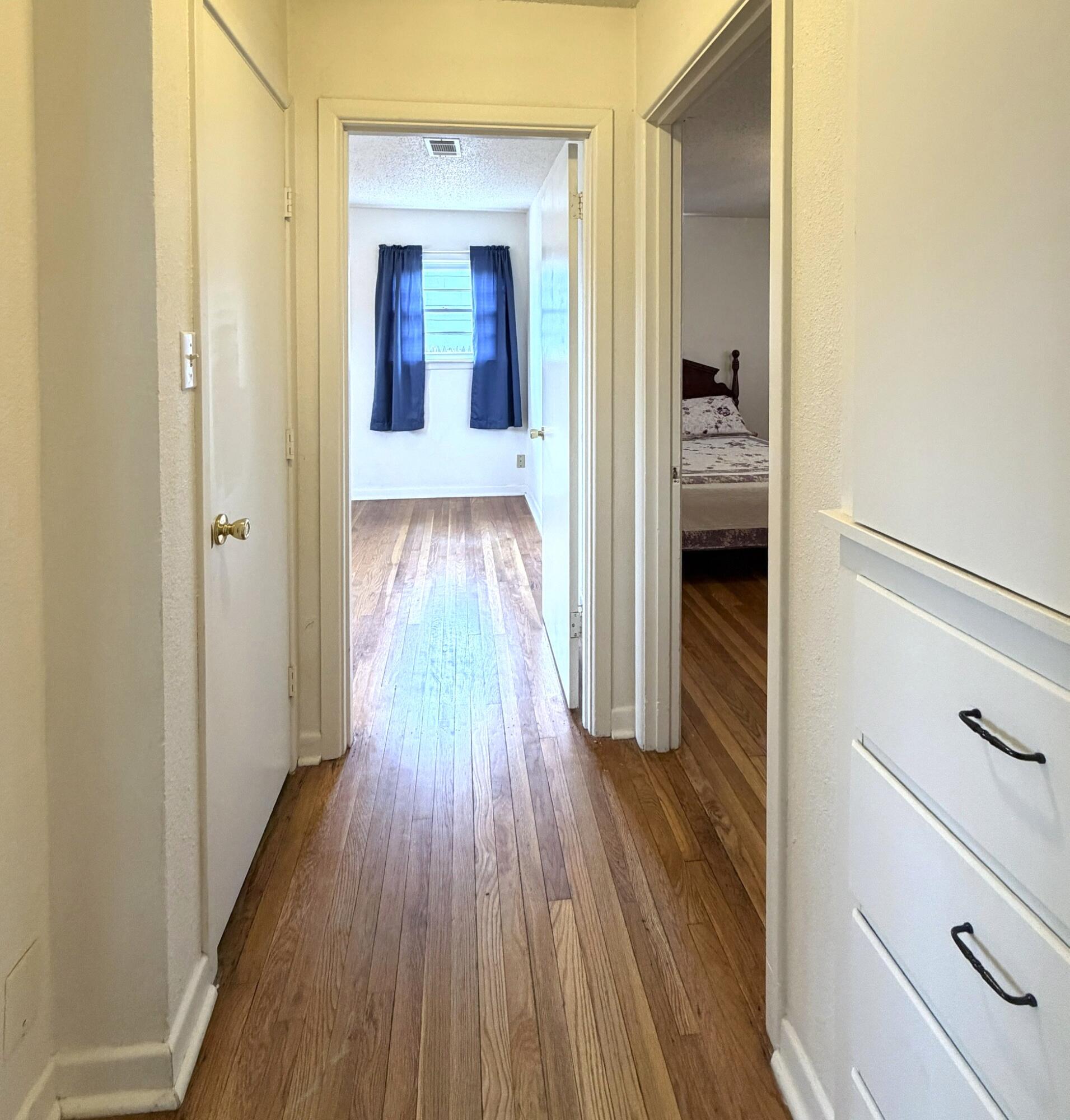 4420 37th Street Lubbock, TX 79414 - Photo 17 of 19 Hallway