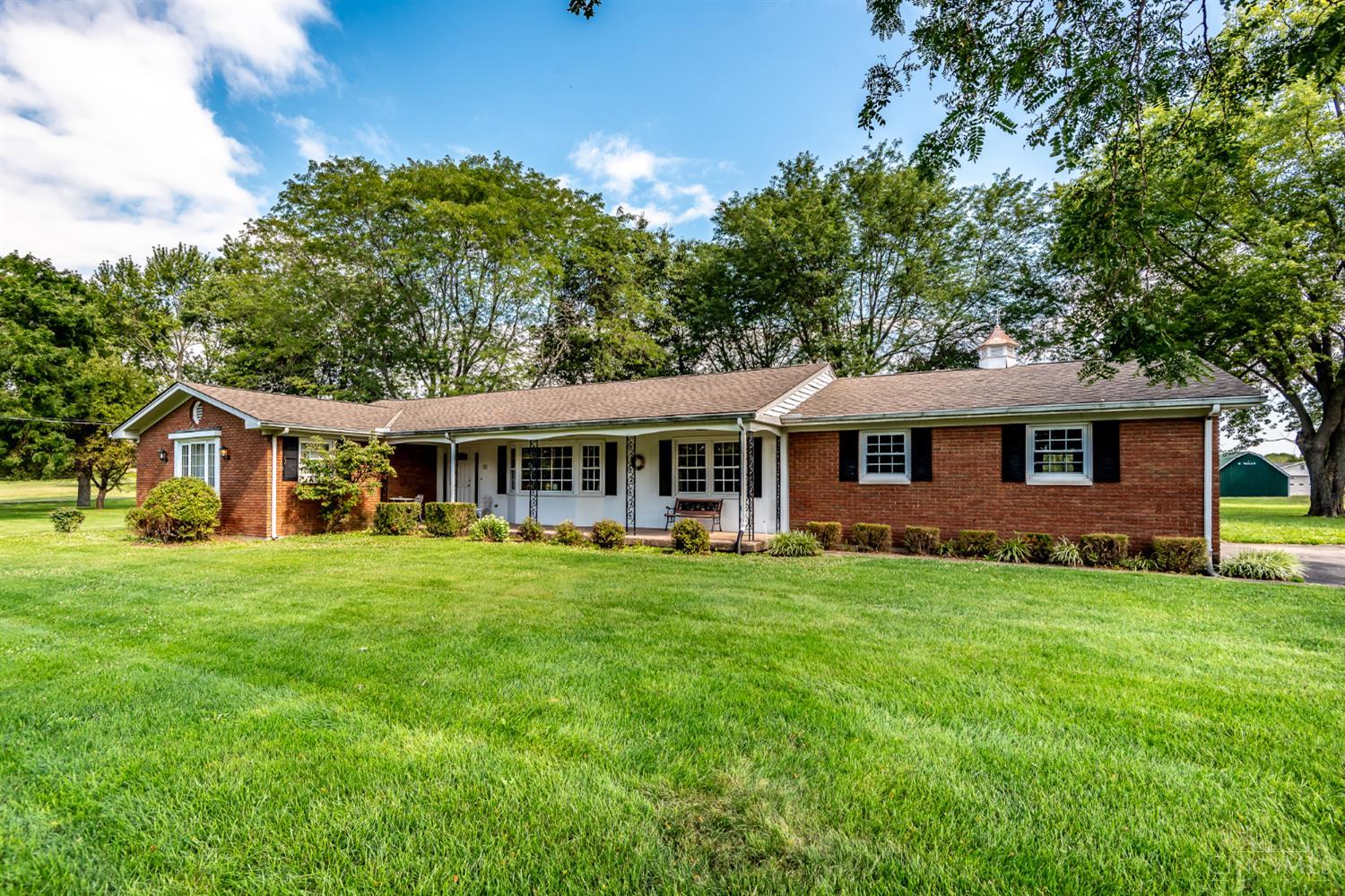 4160 Manchester Road Franklin, OH 45005 - Photo 2 of 47 Gallery Image 2