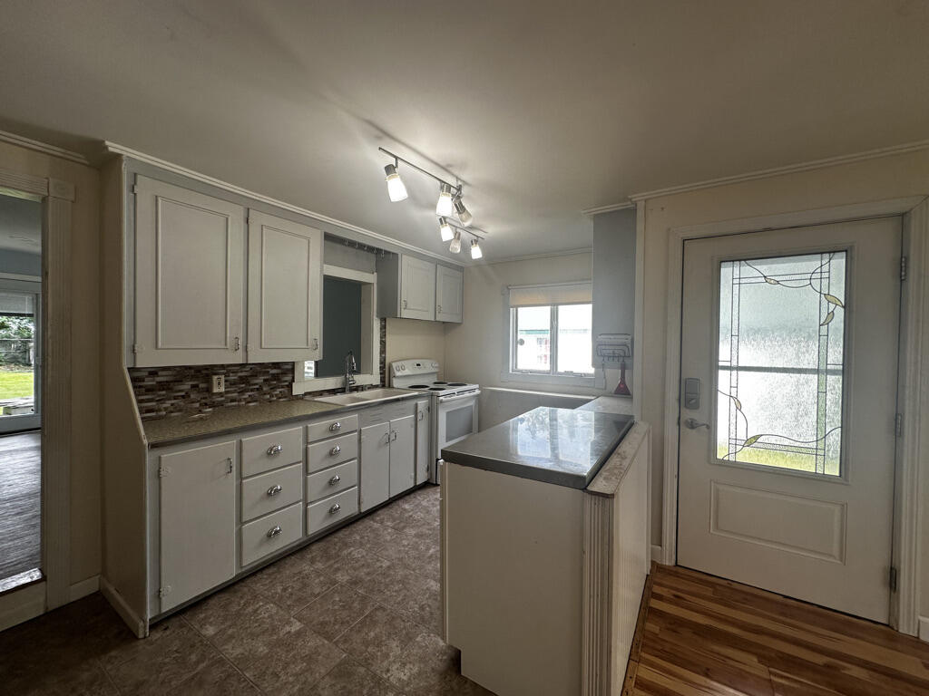 70 Ward Street Presque Isle, ME 04769 - Photo 8 of 33 91D87C16-57CE-4453-9953-E5FDDADA8F01_1_1