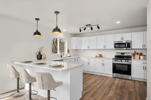 $400,000 | 6712 Highway 291, Deer Park, WA 99006