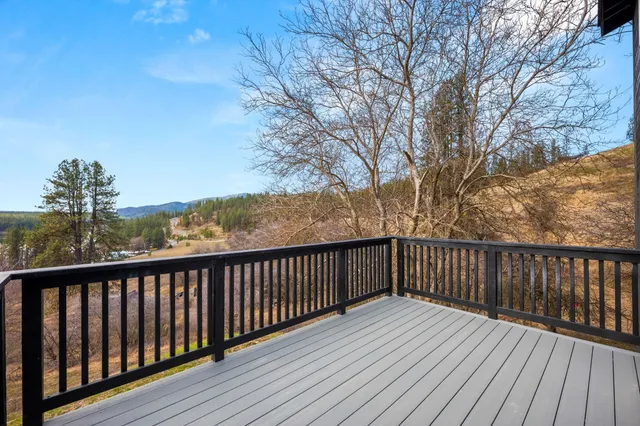 $400,000 | 6712 Highway 291, Deer Park, WA 99006