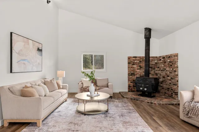 $400,000 | 6712 Highway 291, Deer Park, WA 99006