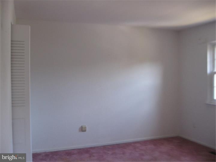 24 Colonial Square Drive Lindenwold, NJ 08021 - Photo 15 of 16 Gallery Image 15
