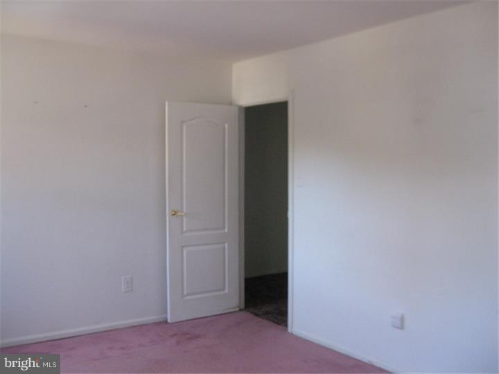 24 Colonial Square Drive Lindenwold, NJ 08021 - Photo 8 of 16 Gallery Image 8