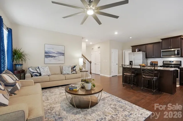 $450,000 | 10630 Bradstreet Commons Way, Charlotte, NC 28215