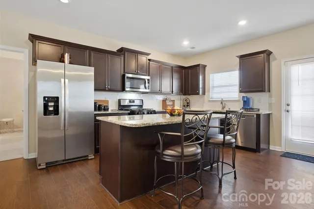 $450,000 | 10630 Bradstreet Commons Way, Charlotte, NC 28215