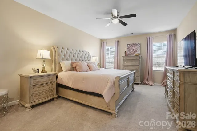 $450,000 | 10630 Bradstreet Commons Way, Charlotte, NC 28215