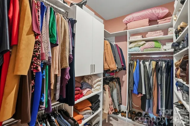 $450,000 | 10630 Bradstreet Commons Way, Charlotte, NC 28215