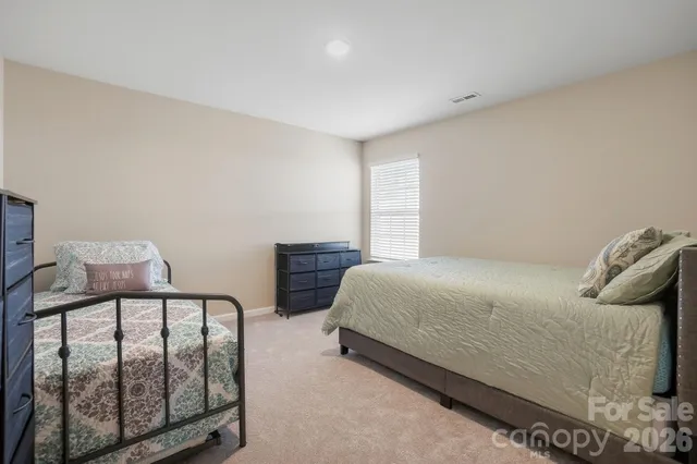 $450,000 | 10630 Bradstreet Commons Way, Charlotte, NC 28215