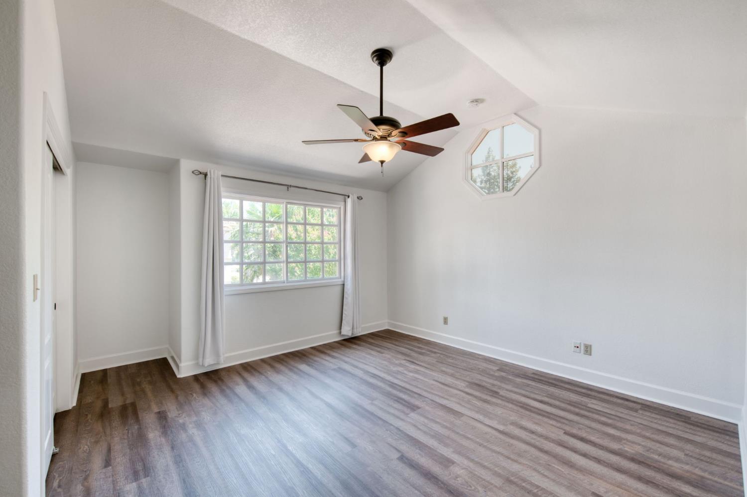 9465 North Madison Ridge Road Fresno, CA 93720 - Photo 24 of 34