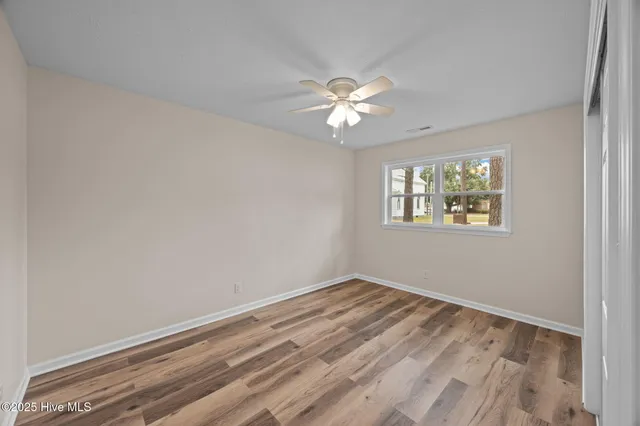 $245,000 | 105 Lakeview Drive, Trenton, NC 28585