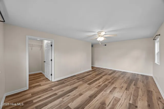 $245,000 | 105 Lakeview Drive, Trenton, NC 28585