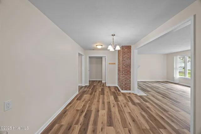 $245,000 | 105 Lakeview Drive, Trenton, NC 28585