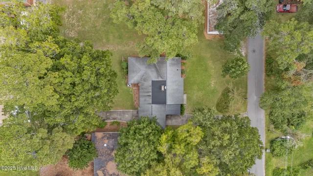 $245,000 | 105 Lakeview Drive, Trenton, NC 28585