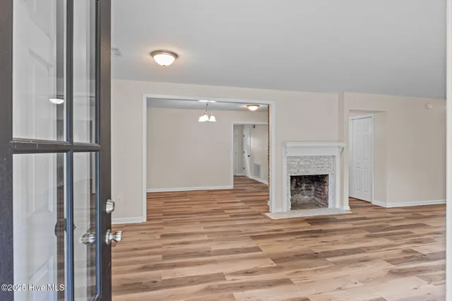 $245,000 | 105 Lakeview Drive, Trenton, NC 28585