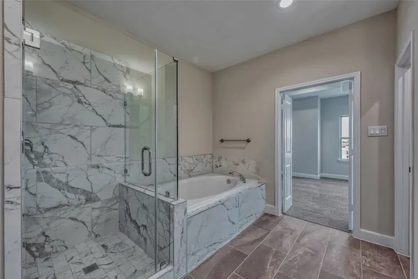 $2,300 | 4135 Du Pont Street, Houston, TX 77021