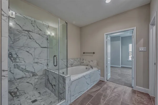 $2,300 | 4135 Du Pont Street, Houston, TX 77021