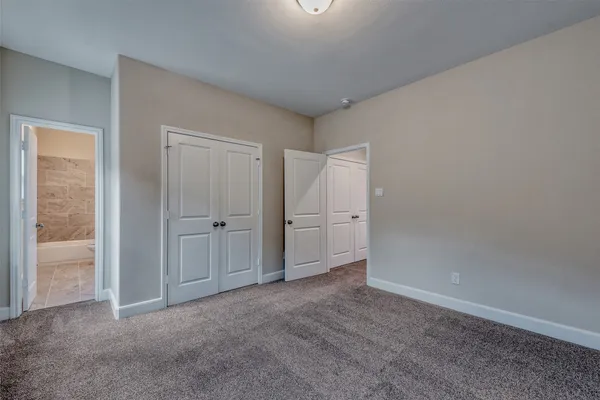 $2,300 | 4135 Du Pont Street, Houston, TX 77021