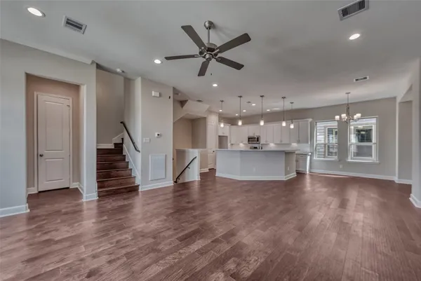 $2,300 | 4135 Du Pont Street, Houston, TX 77021