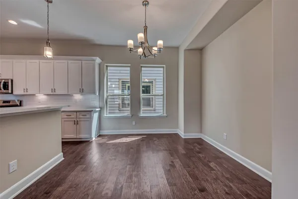 $2,300 | 4135 Du Pont Street, Houston, TX 77021