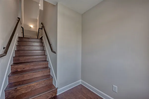 $2,300 | 4135 Du Pont Street, Houston, TX 77021