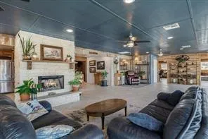 $1,990,000 | 1100 Vz County Road 3419, Wills Point, TX 75169