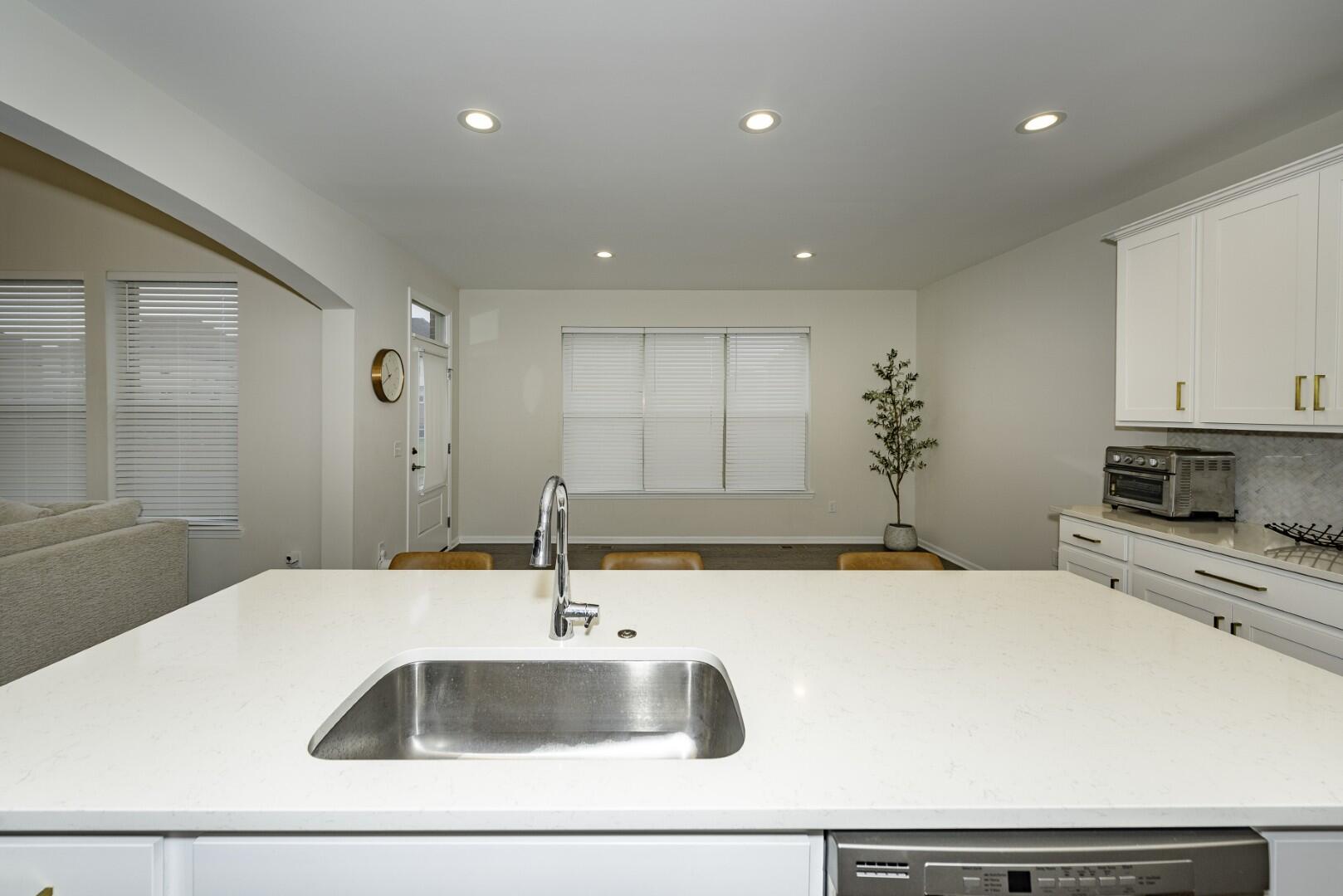 50236 Amberwood Road Canton, MI 48188 - Photo 28 of 77 DSC_8074-Edit (Large)