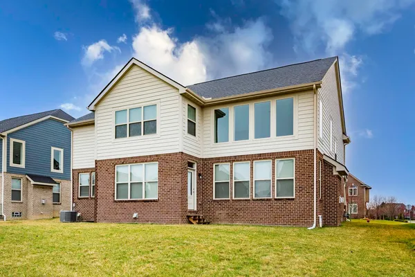 $3,950 | 50236 Amberwood Road, Canton, MI 48188