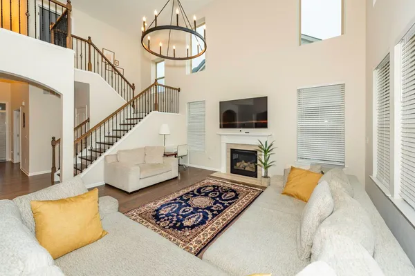 $3,950 | 50236 Amberwood Road, Canton, MI 48188