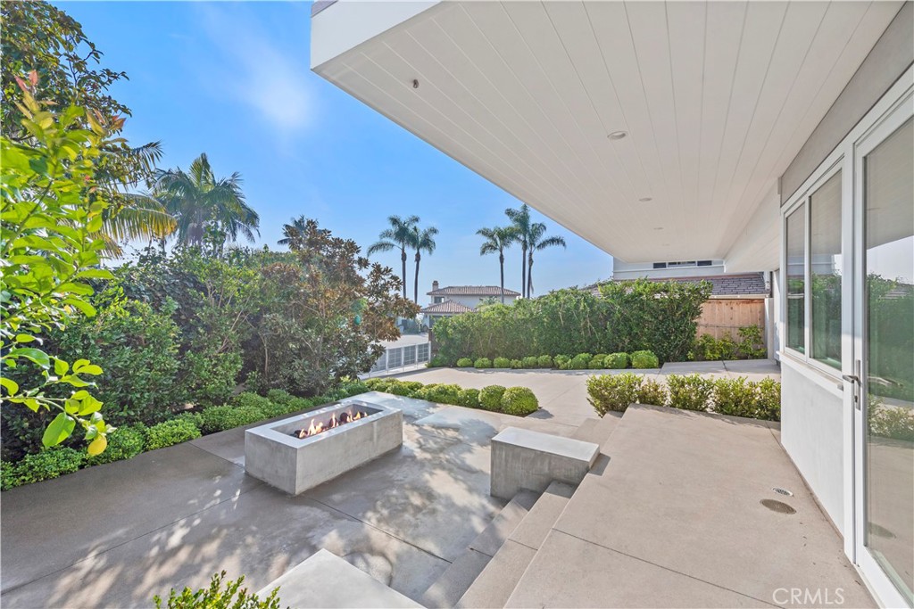 219 Emerald Bay Laguna Beach, CA 92651 - Photo 39 of 52 a view of a backyard with plants and outdoor seating