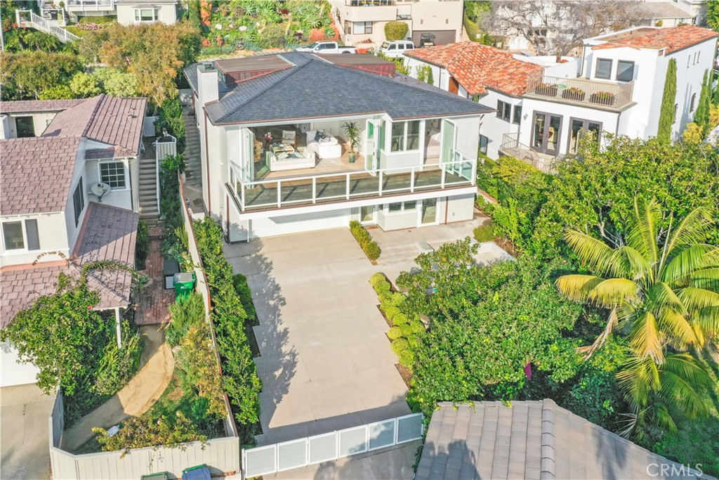 219 Emerald Bay Laguna Beach, CA 92651 - Photo 48 of 52 front view of a house