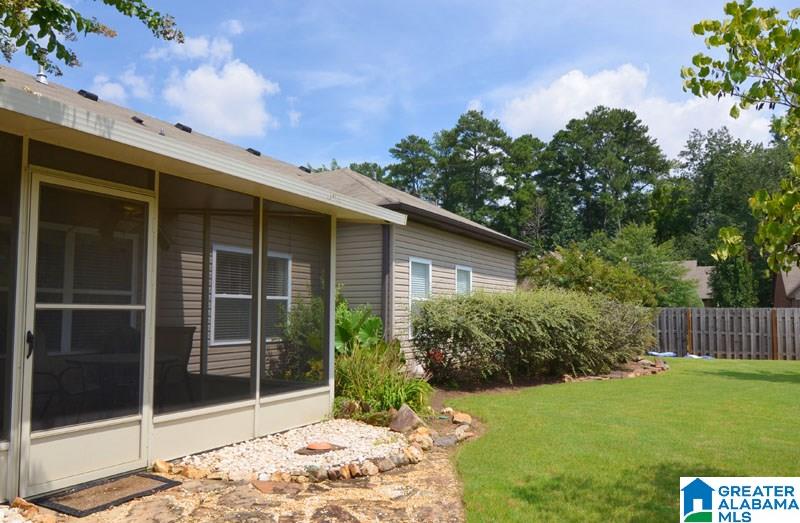 995 Valley Circle Leeds, AL 35094 - Photo 22 of 23