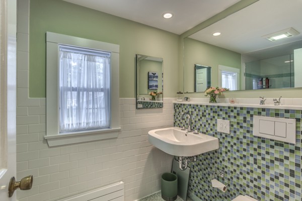 24 Sharon Road Melrose, MA 02176 - Photo 25 of 30 Gallery Image 25