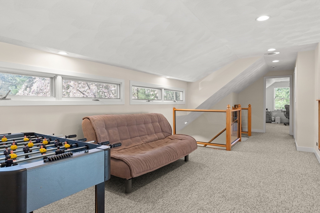 12 Lincoln Road Billerica, MA 01821 - Photo 23 of 41 Gallery Image 23