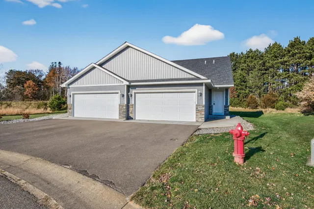 $299,000 | 340 21st Avenue Southwest, Cambridge, MN 55008