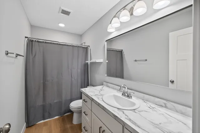 $299,000 | 340 21st Avenue Southwest, Cambridge, MN 55008