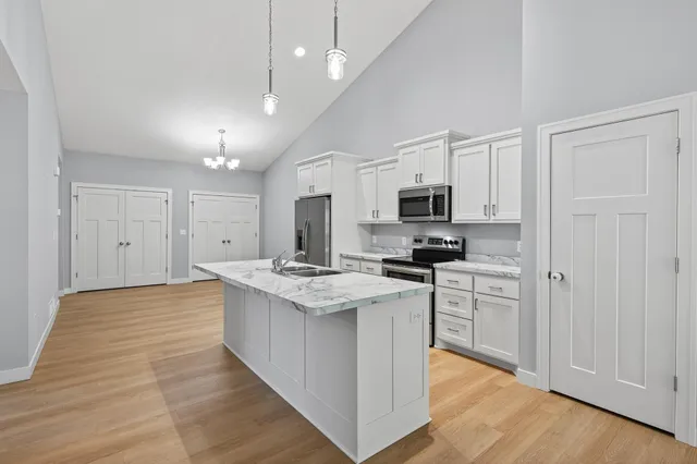 $299,000 | 340 21st Avenue Southwest, Cambridge, MN 55008