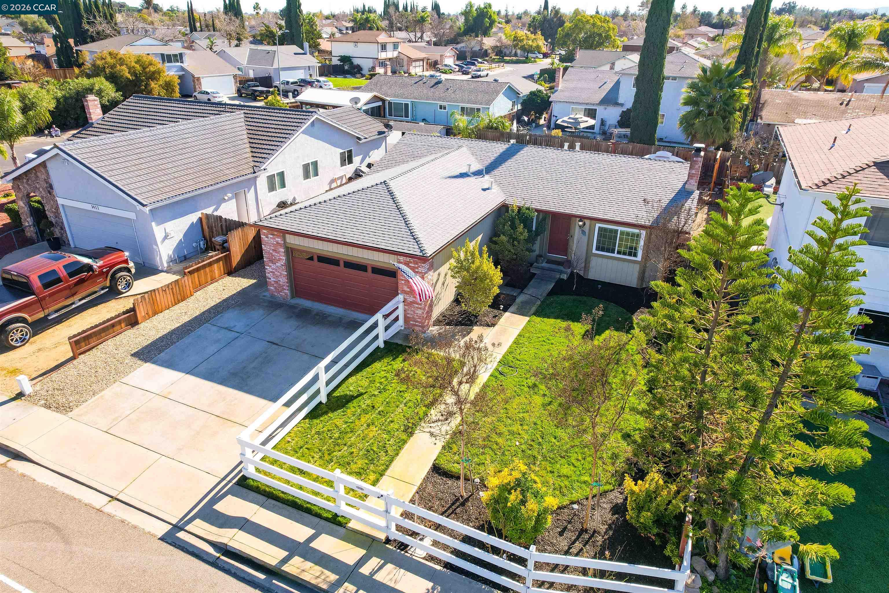 1425 West Cypress Road Oakley, CA 94561 - Photo 2 of 50