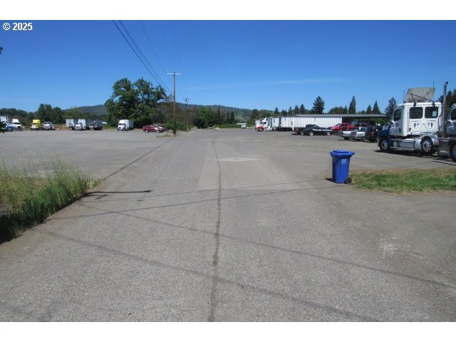 509 East Dyke Road Dillard, OR 97432 - Photo 13 of 13 Gallery Image 13